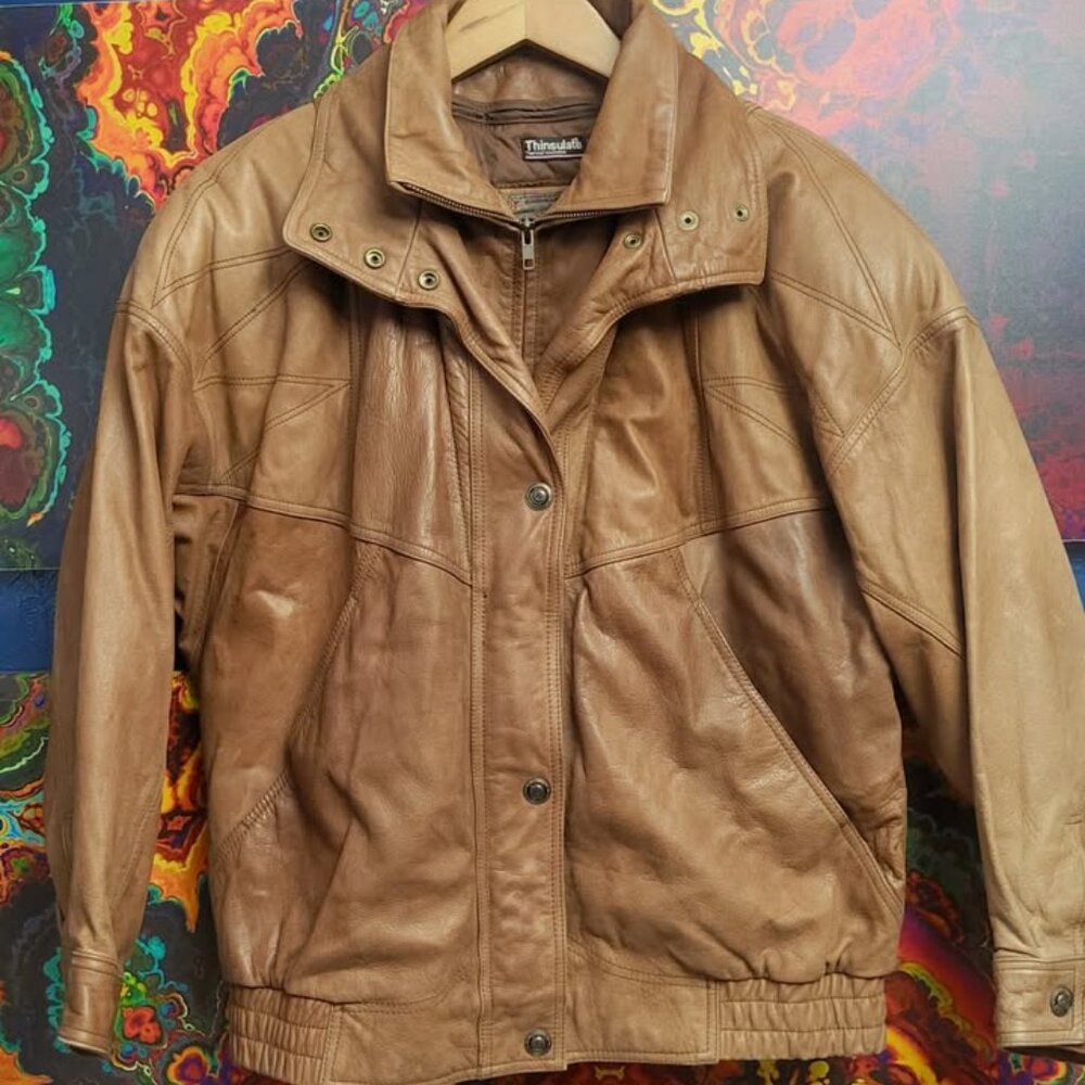Adventure Bound ~ Sz L ~ Leather Bomber Jacket ~ * Excellent Condition
